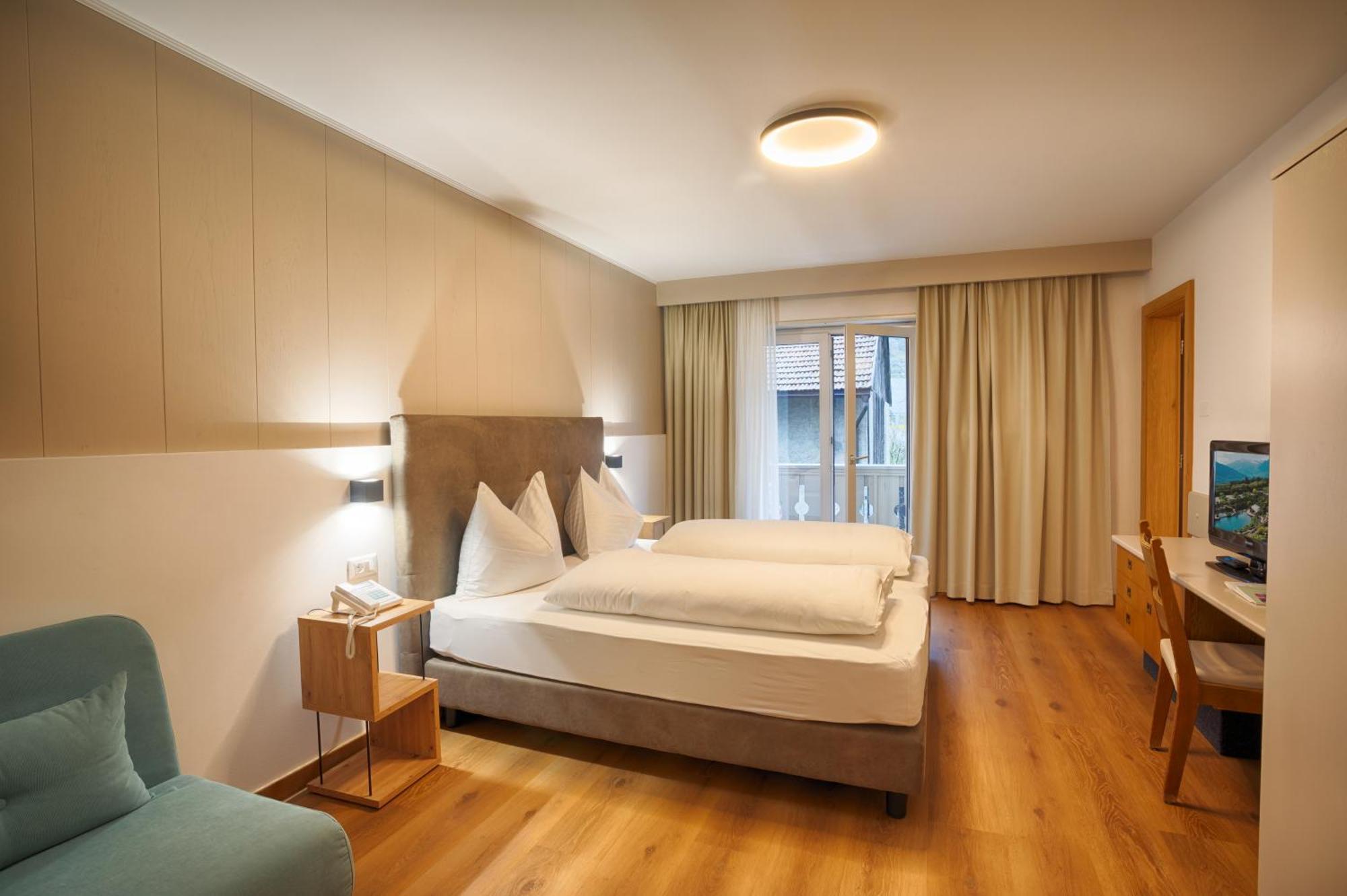 Hotel Lamm Натурно Экстерьер фото